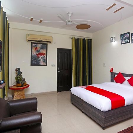 Collection O 19472 Highway Regency Hotell Anupnagar Exteriör bild