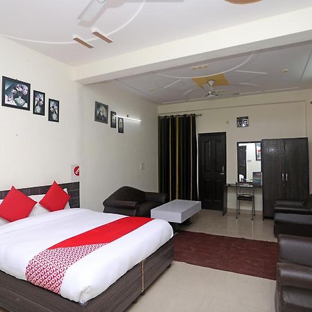 Collection O 19472 Highway Regency Hotell Anupnagar Exteriör bild
