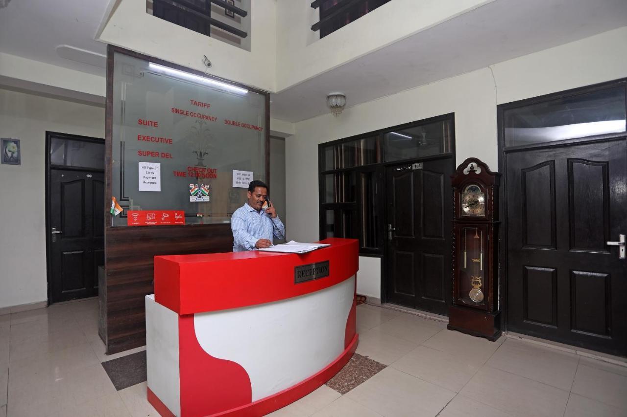 Collection O 19472 Highway Regency Hotell Anupnagar Exteriör bild