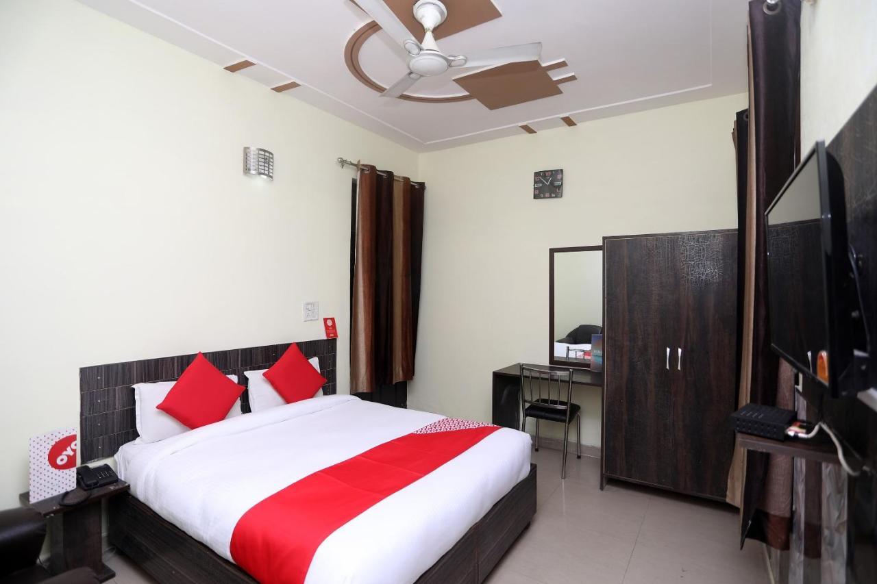 Collection O 19472 Highway Regency Hotell Anupnagar Exteriör bild