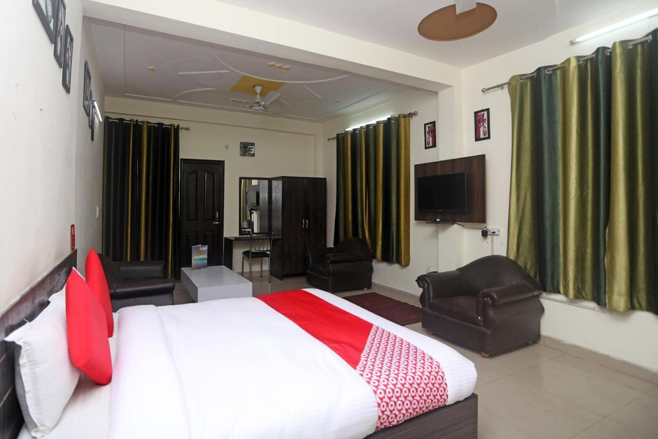 Collection O 19472 Highway Regency Hotell Anupnagar Exteriör bild