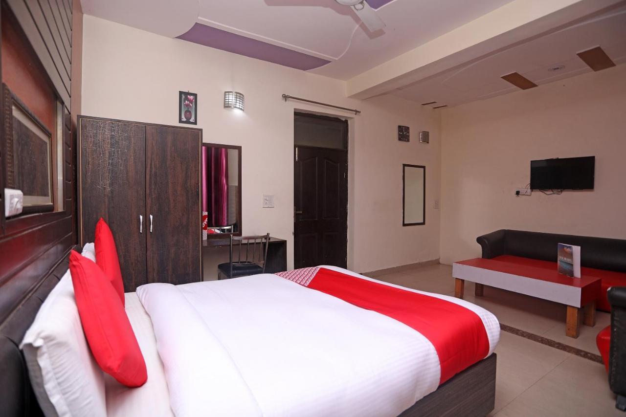 Collection O 19472 Highway Regency Hotell Anupnagar Exteriör bild