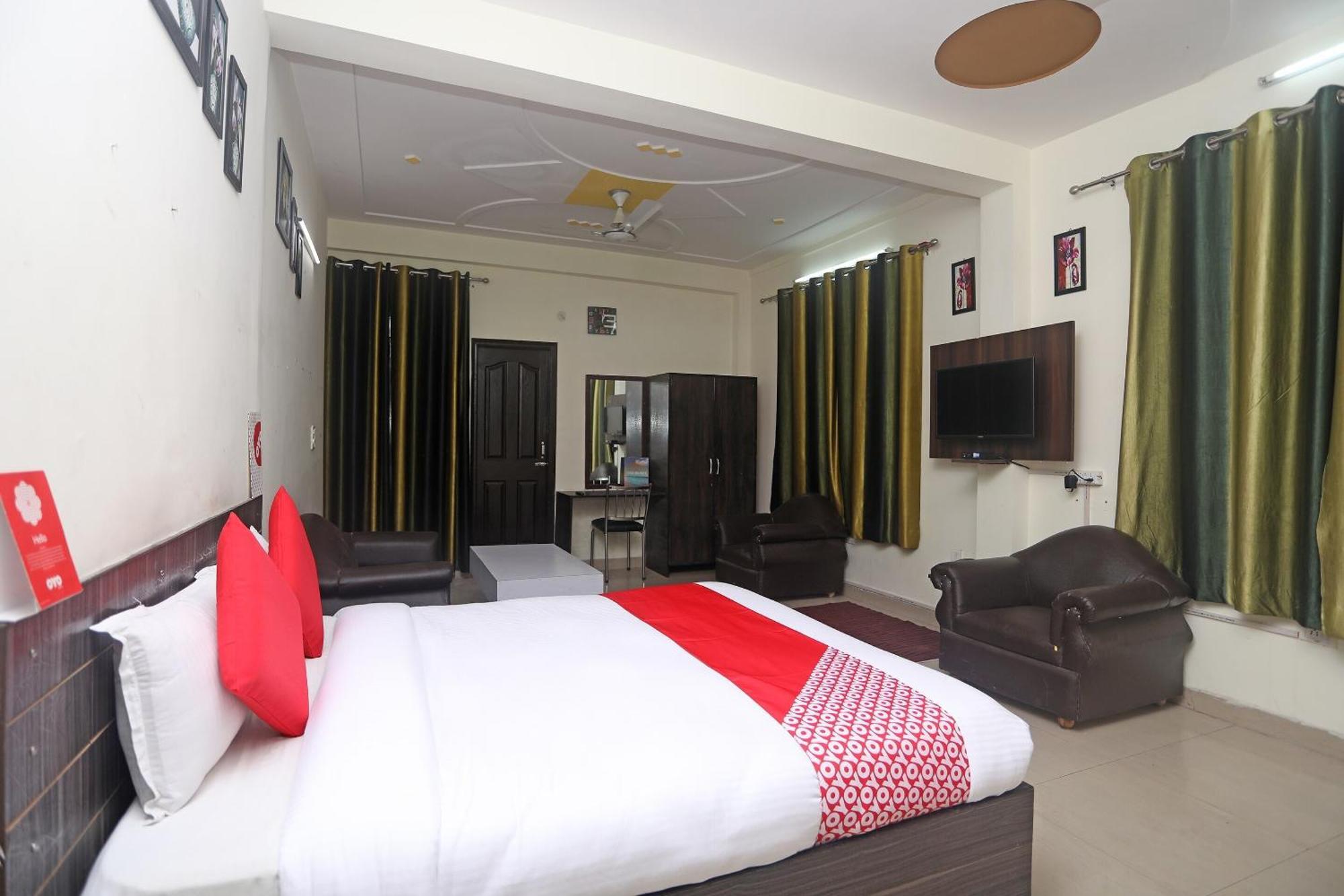 Collection O 19472 Highway Regency Hotell Anupnagar Exteriör bild